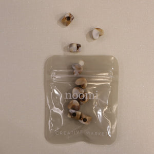 Perle en résine - cœur (lot de 10)