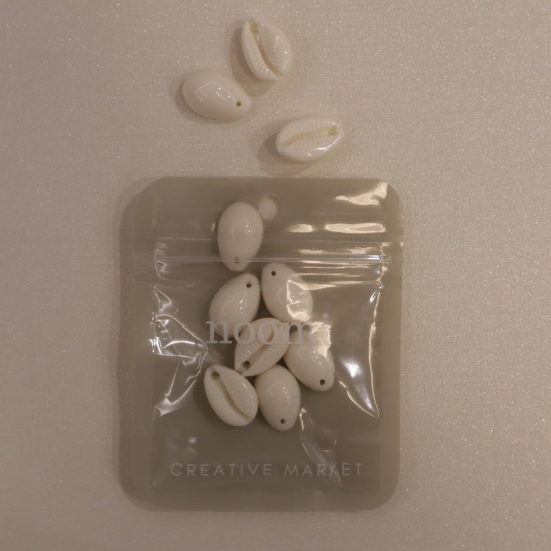 Pendentif en résine - Cauri (lot de 10)