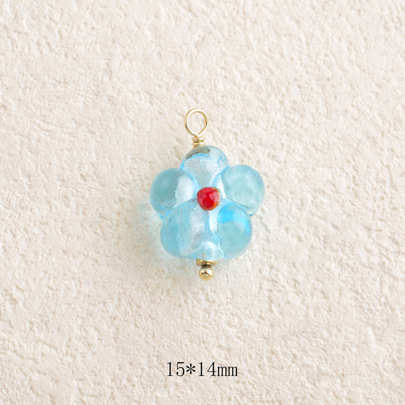 Pendentif fleur en pâte de verre