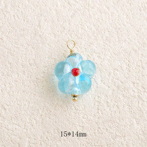 Pendentif fleur en pâte de verre