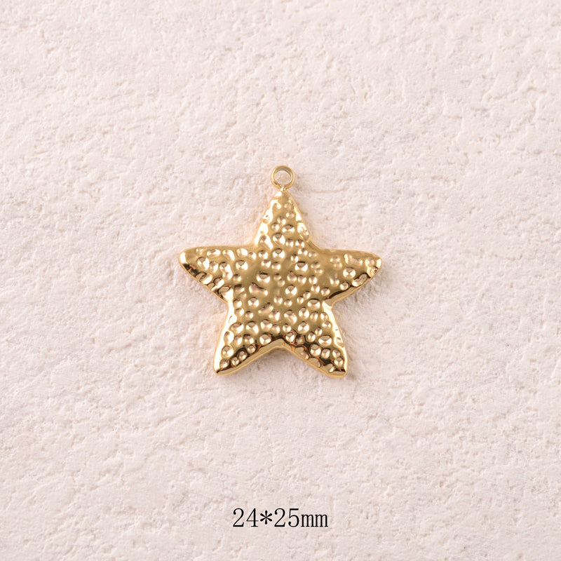 Pendentif étoile travaillée