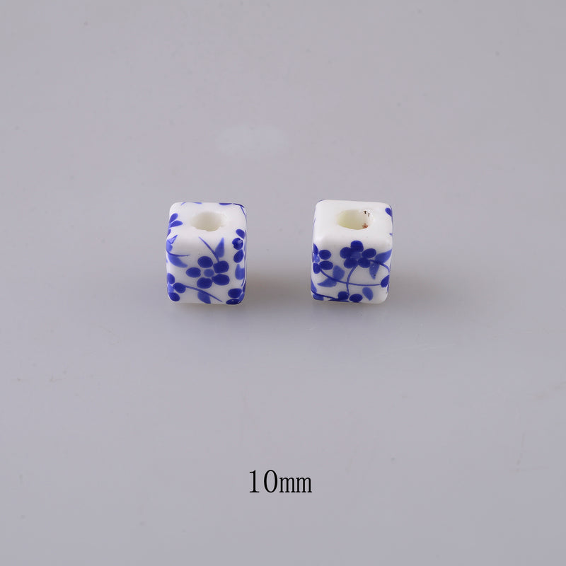 Perles carrées M en céramique à motif (lot de 5)