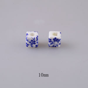 Perles carrées M en céramique à motif (lot de 5)